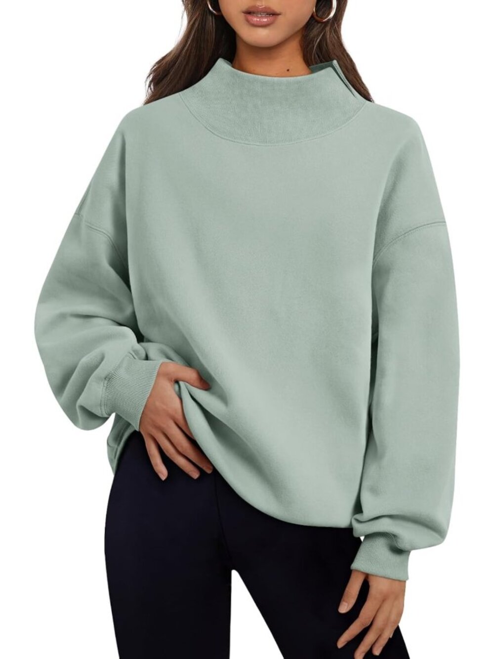 Chic Women's Oversized Mock Neck Sweatshirt - Trendy Fall Pullover Outfit
